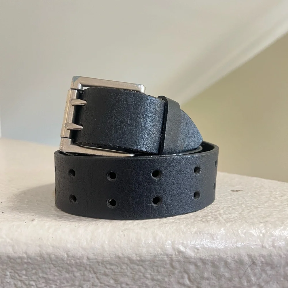Unisex black‎ leather Silver Tone Double Prong Belt size 40 casual work western